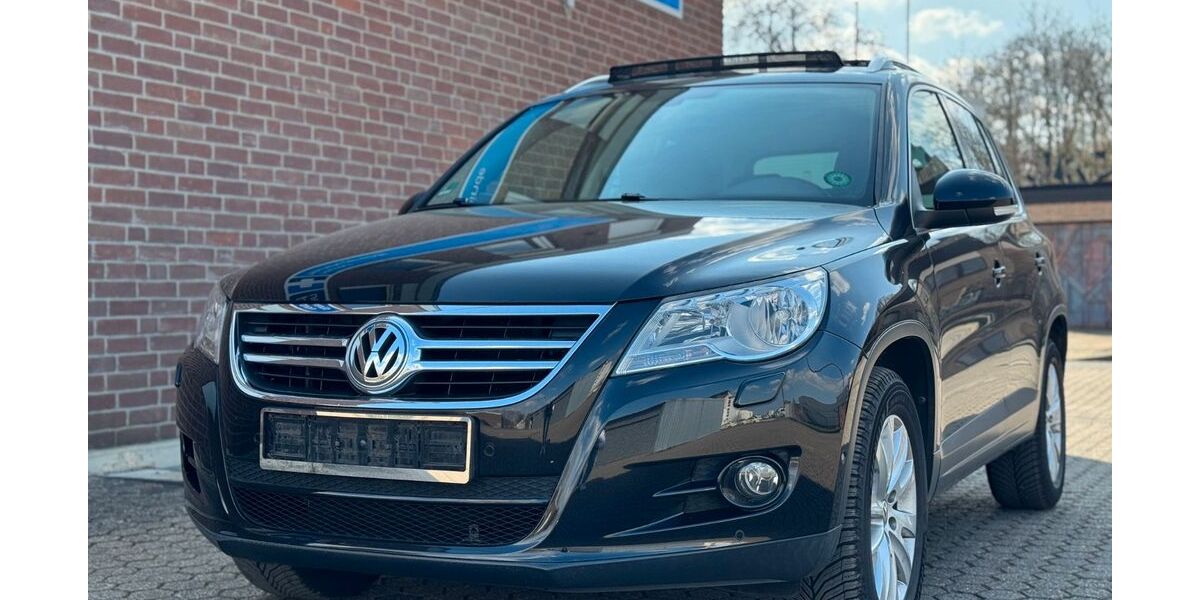 VW Tiguan 160.586 km 8.290 &euro; Düren 52349