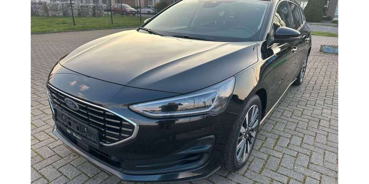 Ford Focus 141.000 km 15.999 &euro; Würselen / Aachen 52146